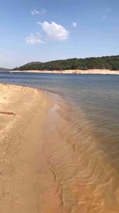 Апартаменты Precioso Piso En La Playa De Madrid A 45 Min Del Centro De La Ciudad Сан-Мартин-де-Вальдейглесьяс Экстерьер фото